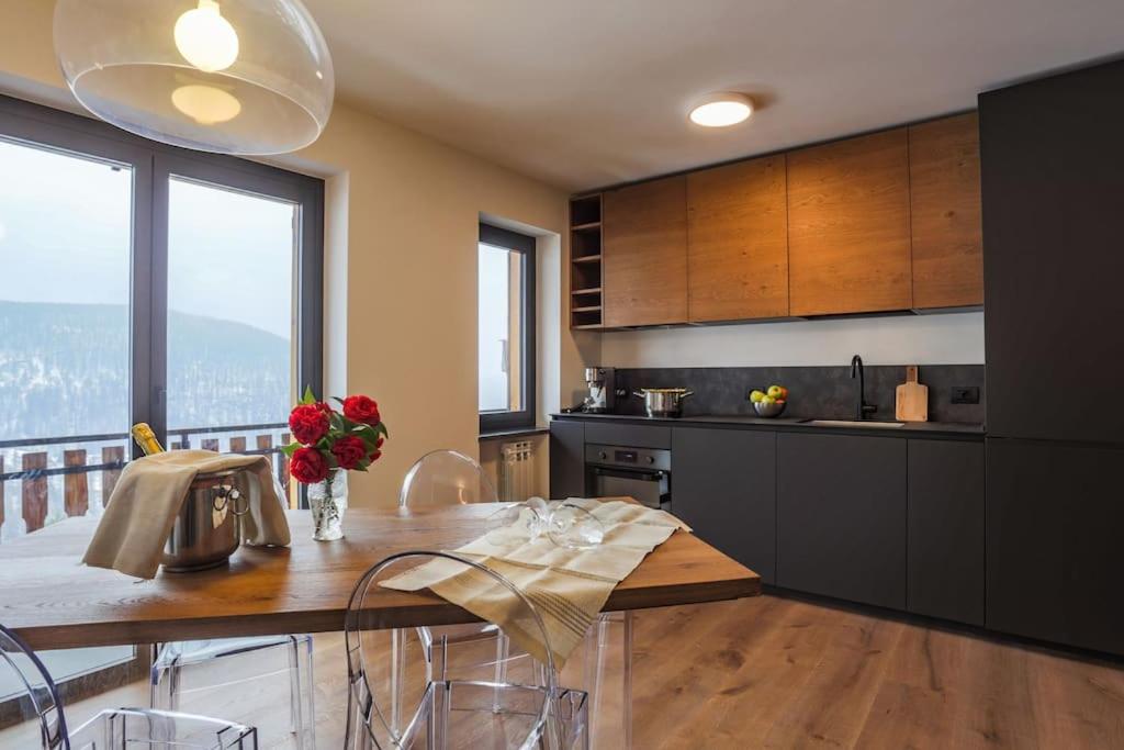 B&B Chamois - La Rosa delle Alpi Luxury Apartment - Bed and Breakfast Chamois