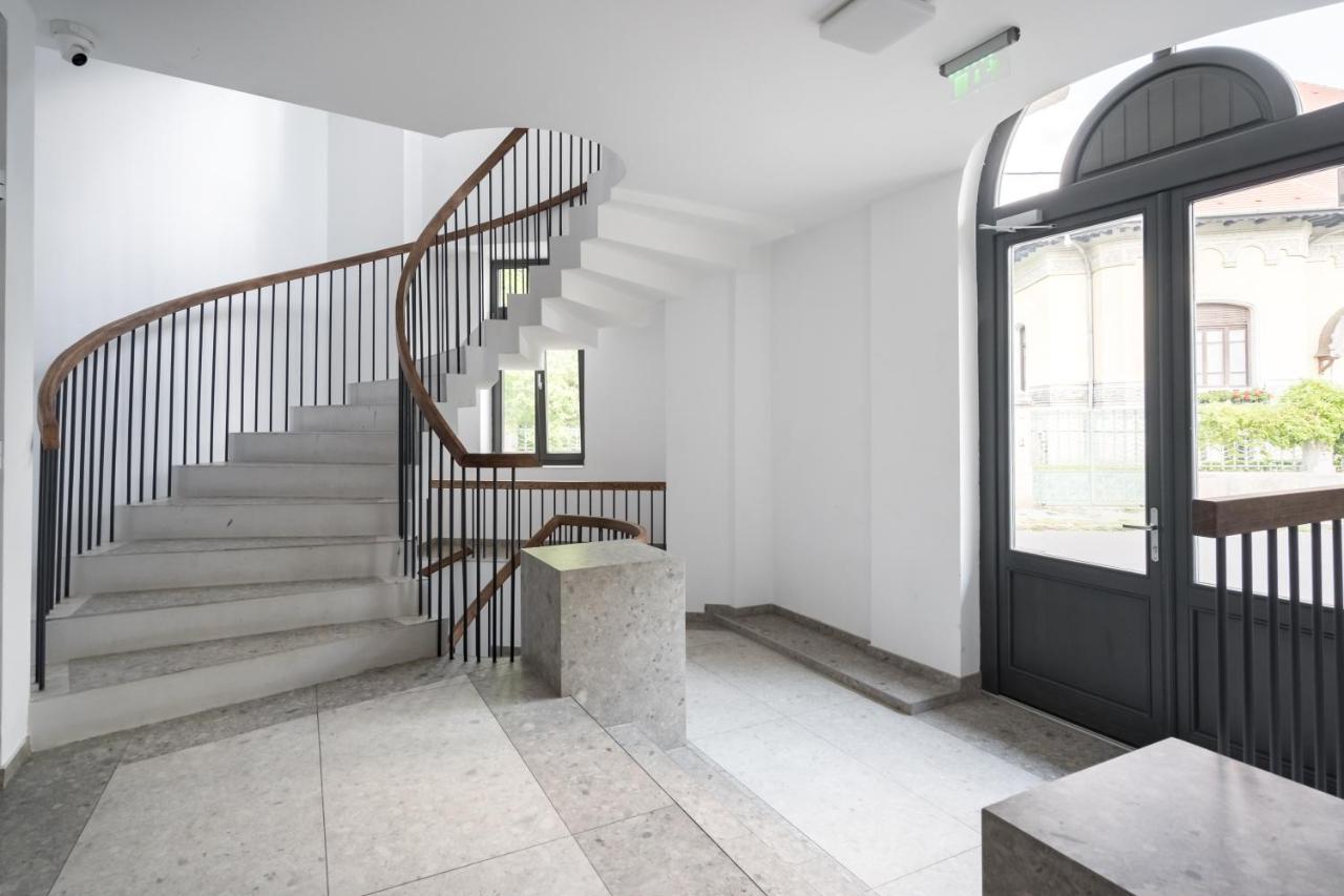 Luxury Central Lofts by Carmen Sylva - B&B