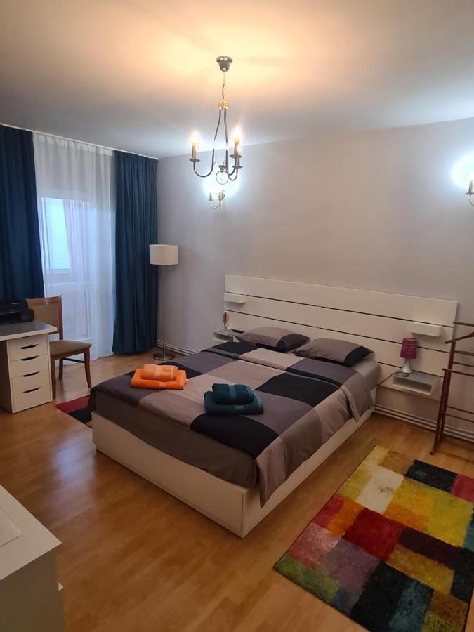 Doppelzimmer mit Balkon