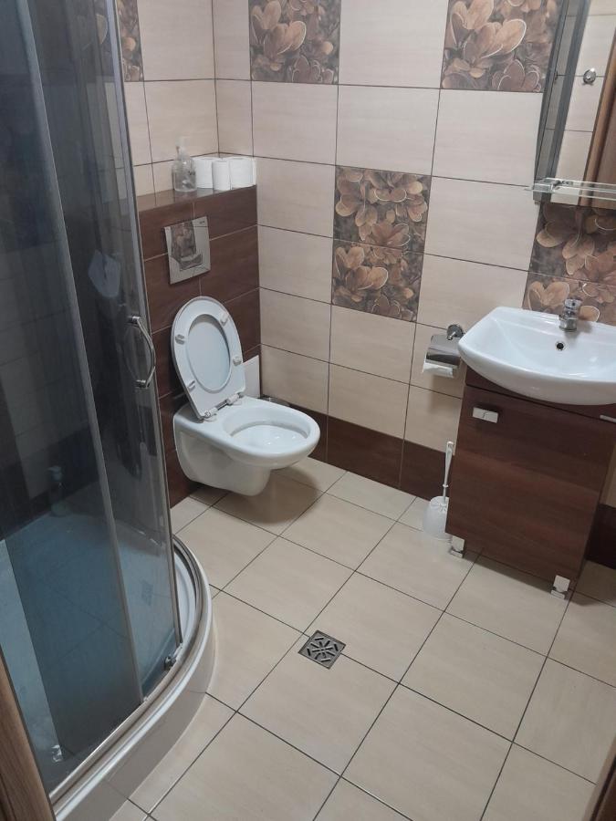 Pink Flat Dziwnów Mieszkanie na parterze 250 m od morza - Chambres d'hôtes Dziwnów