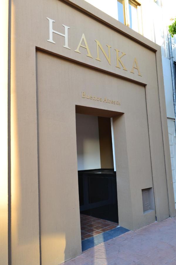 HANKA - B&B