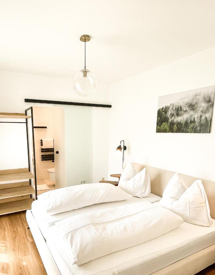 Studio mit Bergblick
