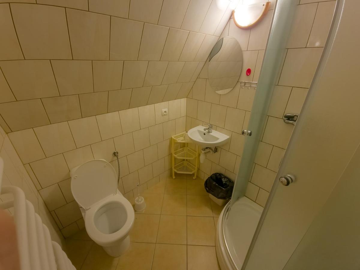Chambre Familiale avec Salle de Bains Privative