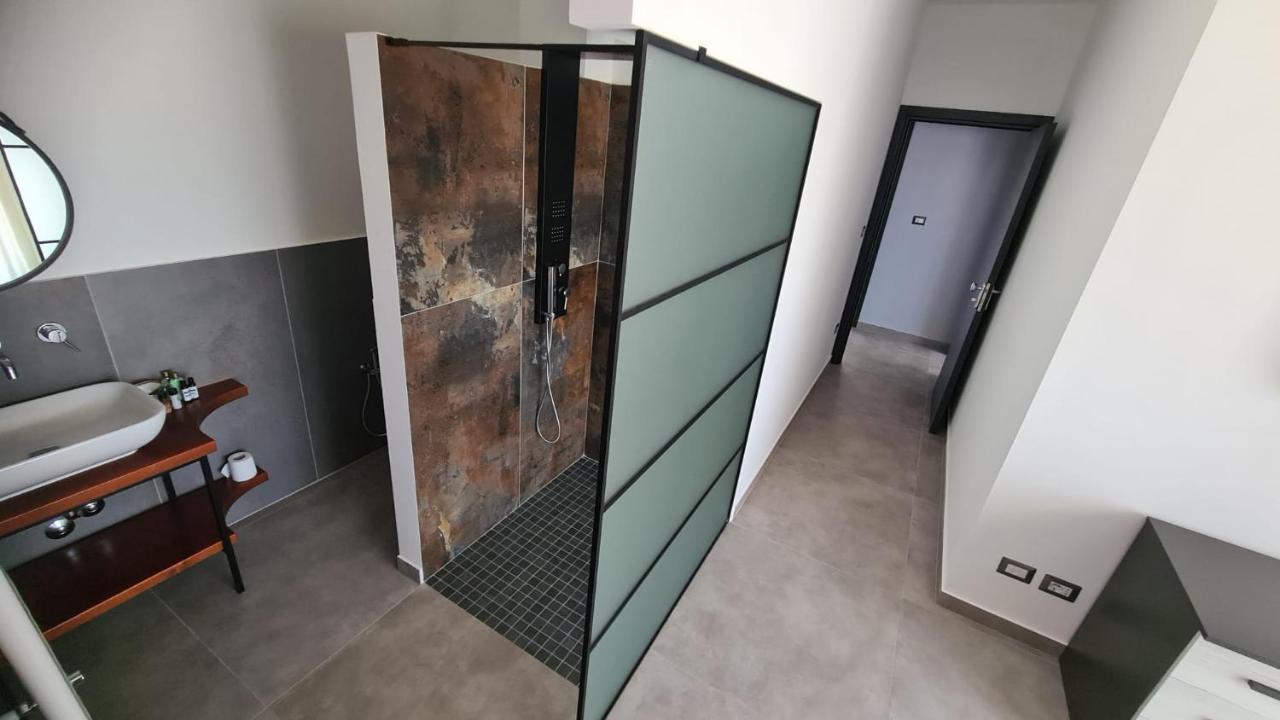 Camera Doppia con Letti Singoli con Bagno