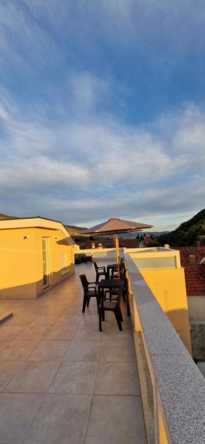 Portofino sobe Mostar - with free parking - Bed and Breakfast Mostar