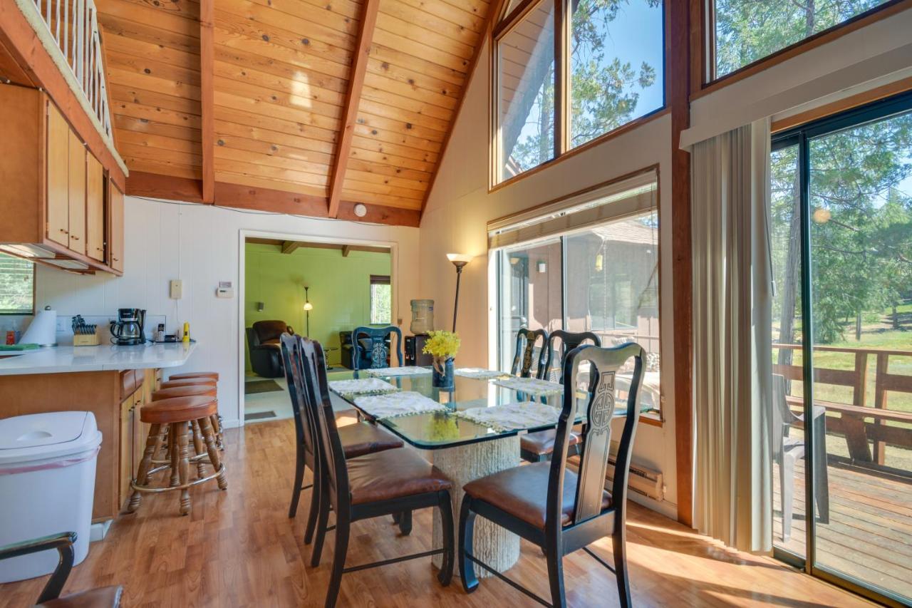 Quiet 1 BR and Loft Home about 6 Mi to Yosemite - B&B