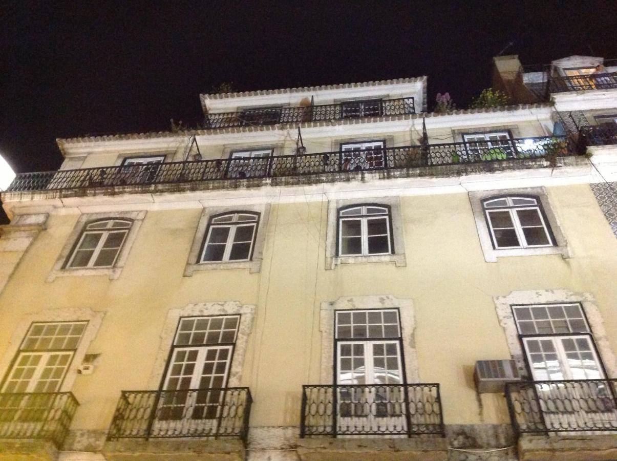 New Aljubarrota Guest House - B&B