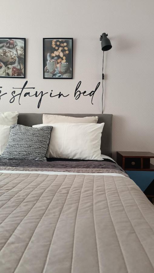 Relax Point Light Apartment - Ferienwohnung Irpin