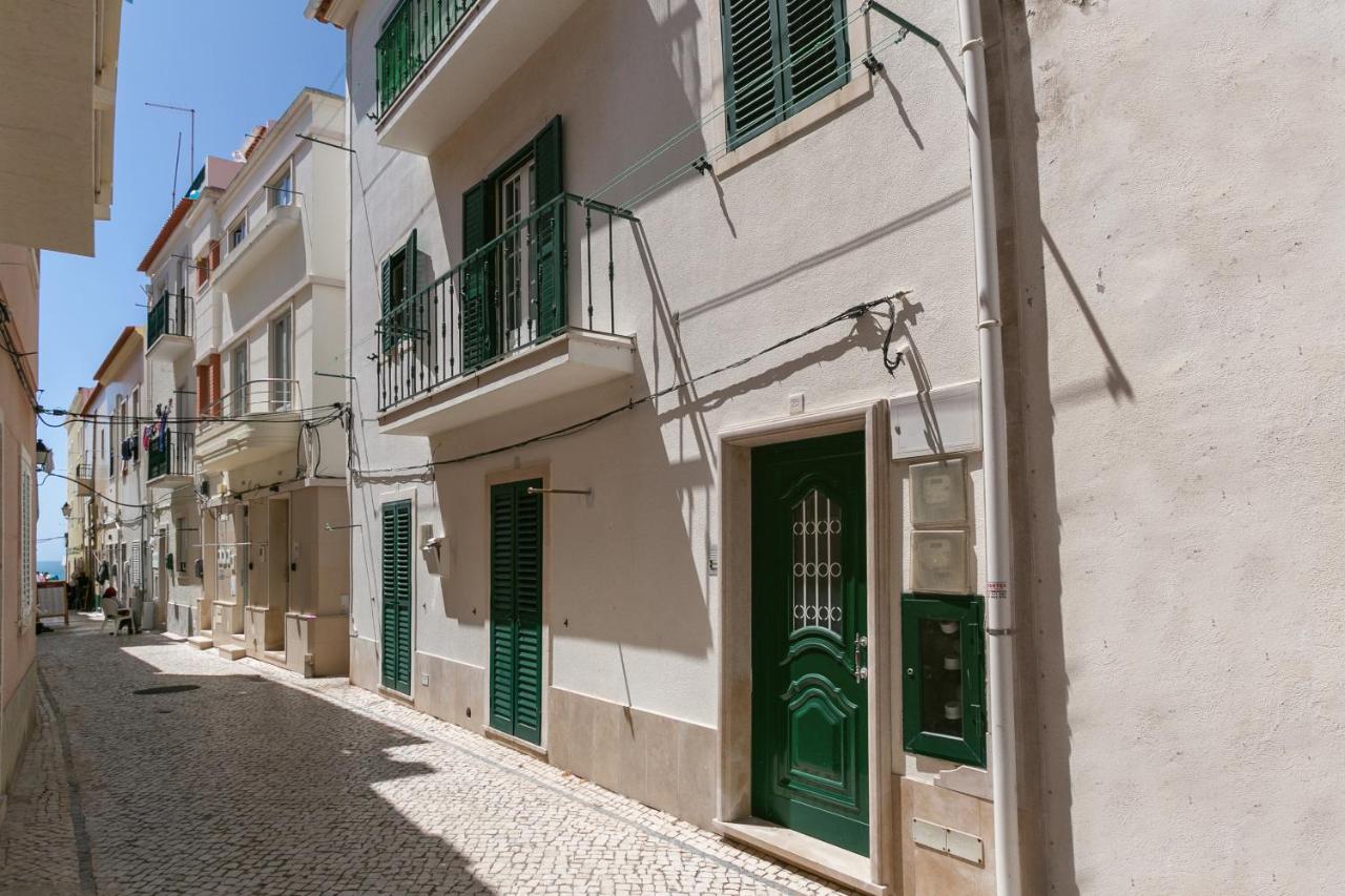 Nazaré Corner House - B&B Nazaré