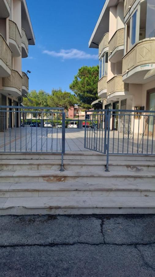 CONDOMINIO MAURIZIO A MARE - B&B Scerne