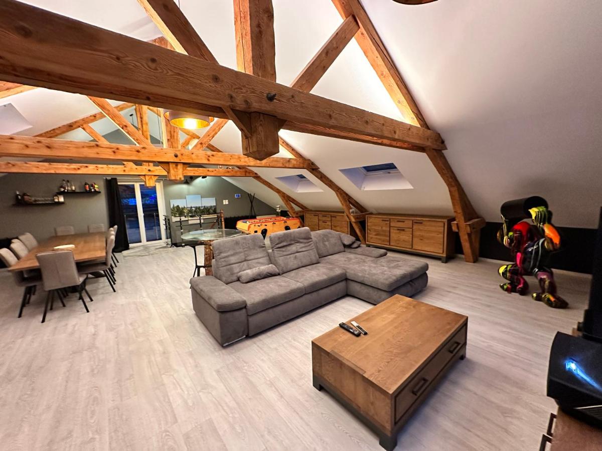 B&B Le Thillot - loft 100m2 confort+. Chez Cédric et Jeza - Bed and Breakfast Le Thillot