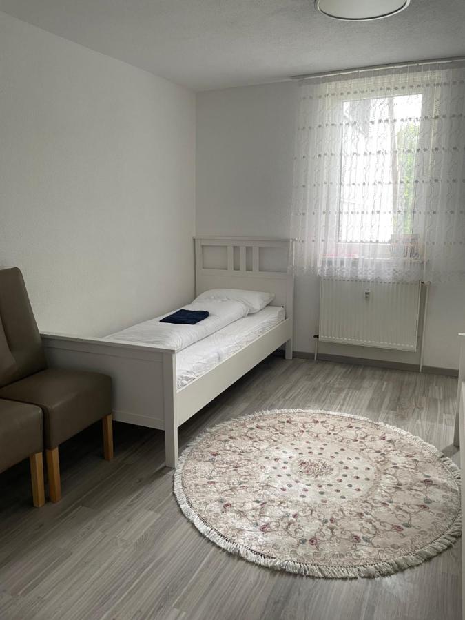 Ferienwohnung Monteurwohnung Kassel zentral ll - Chambres d’hôtes Cassel