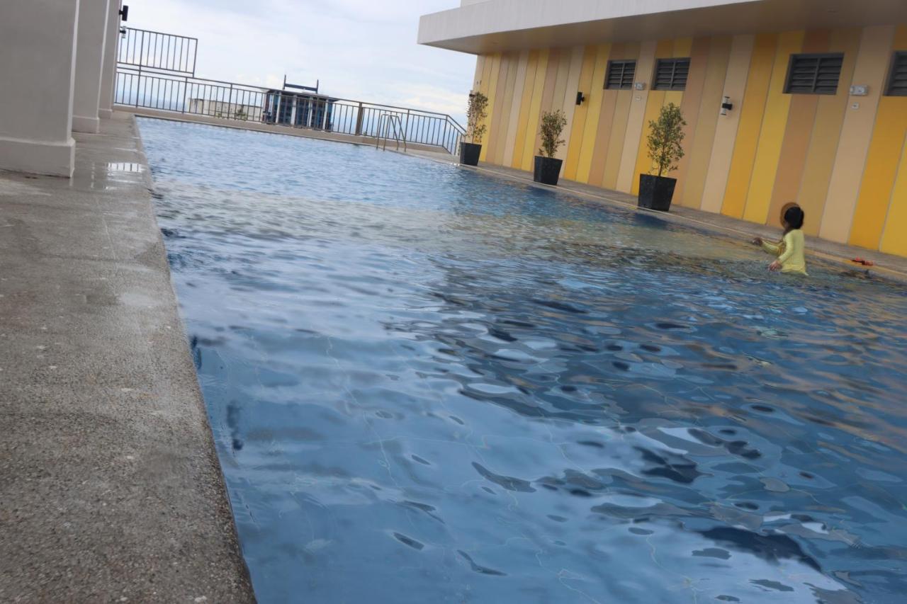 CONDOMINIUM AT TAFT AVENUE, MALATE, Manila - B&B