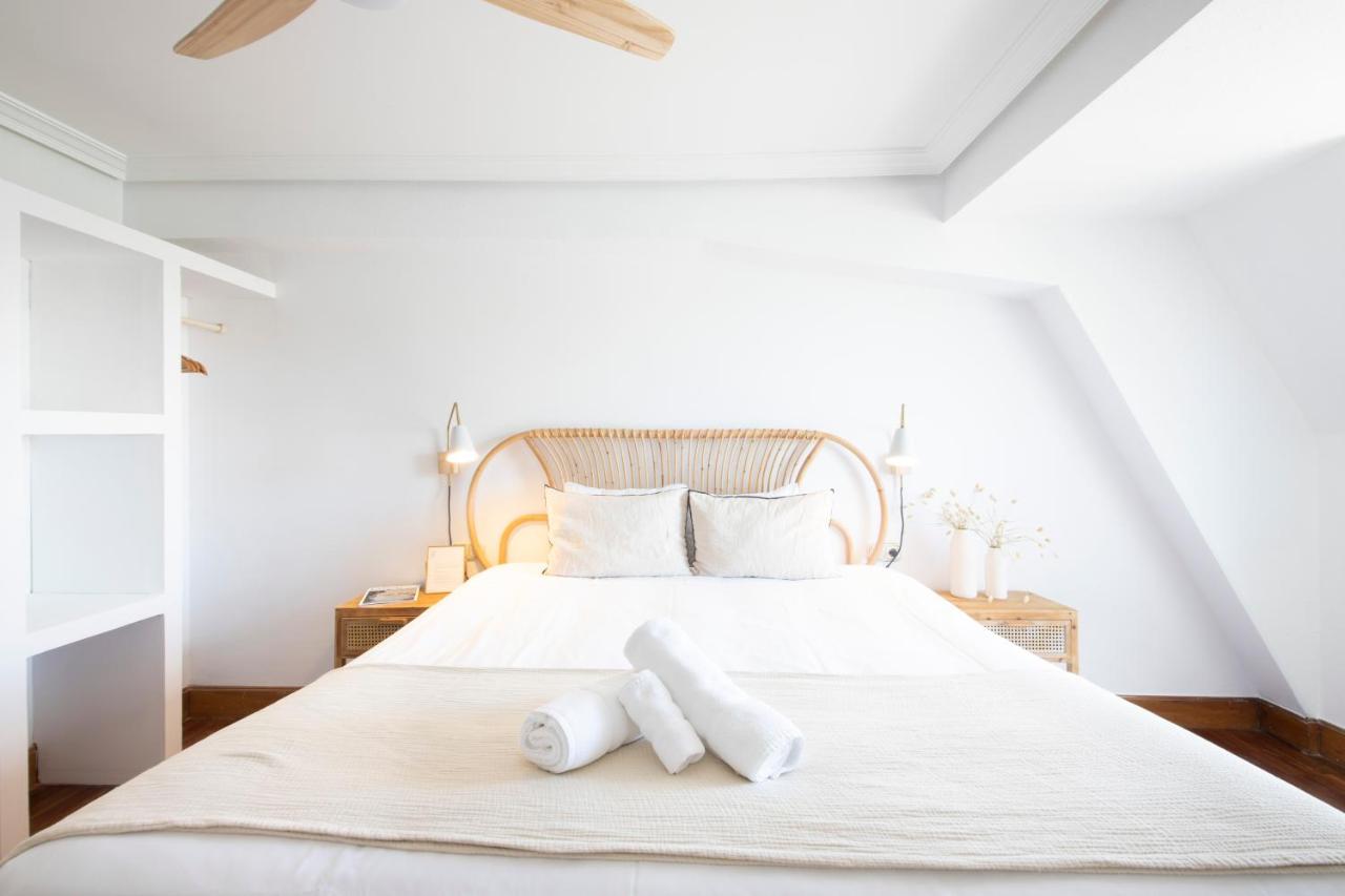 Double Room with Balcony and Sea View