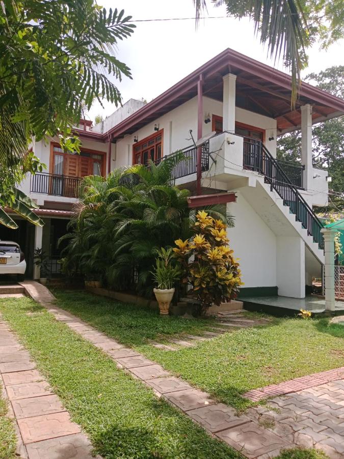 B&B Nilaveli - Home Stay Resort - Bed and Breakfast Nilaveli