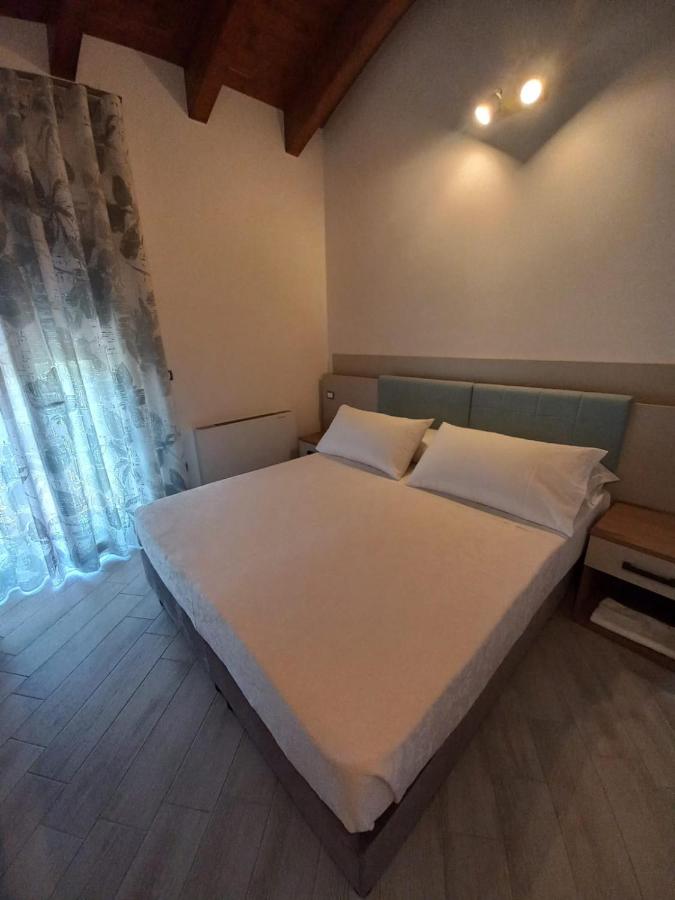 Tweepersoonskamer met 1 of 2 Bedden en Eigen Badkamer