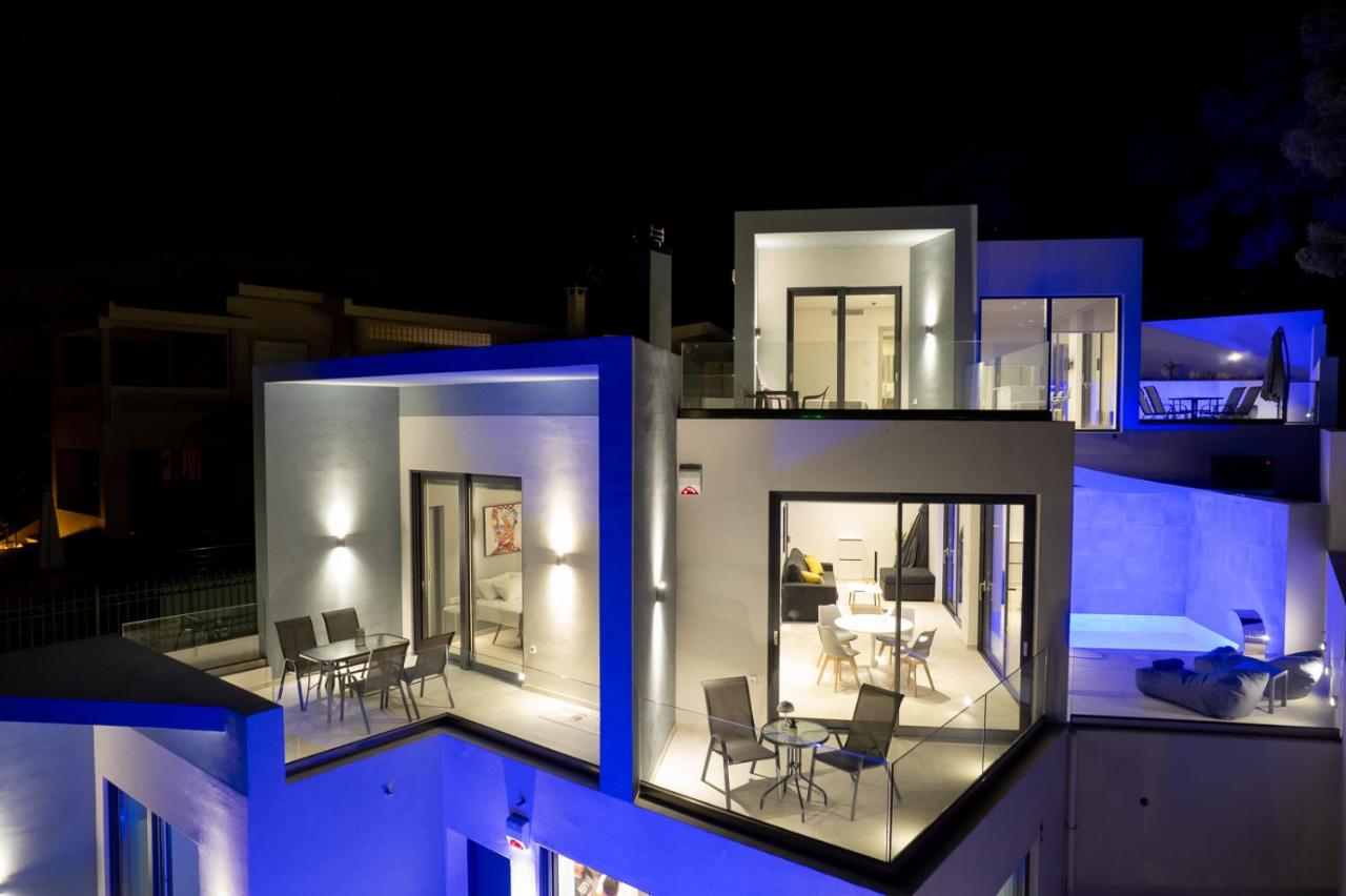 Suite with Private Pool