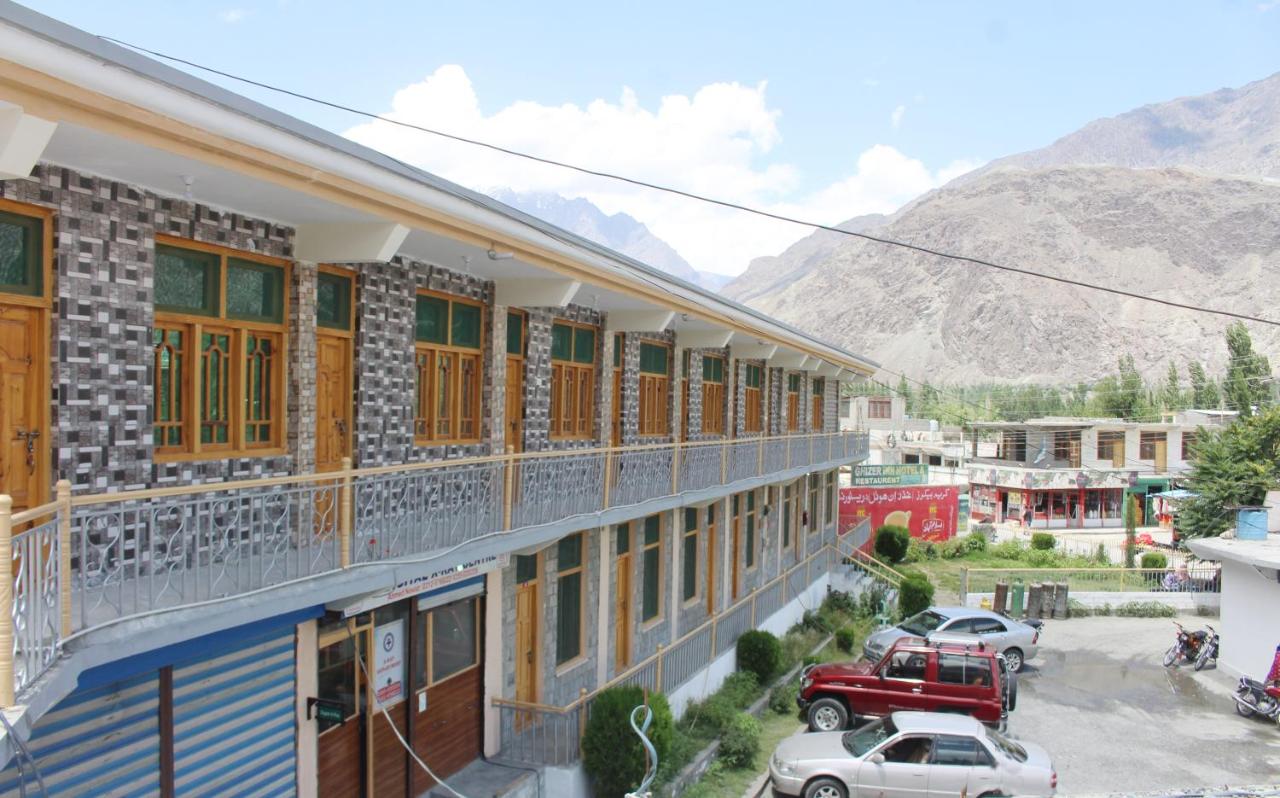 B&B Gahkuch - Ghizer Inn Hotel And Resturant - Bed and Breakfast Gahkuch