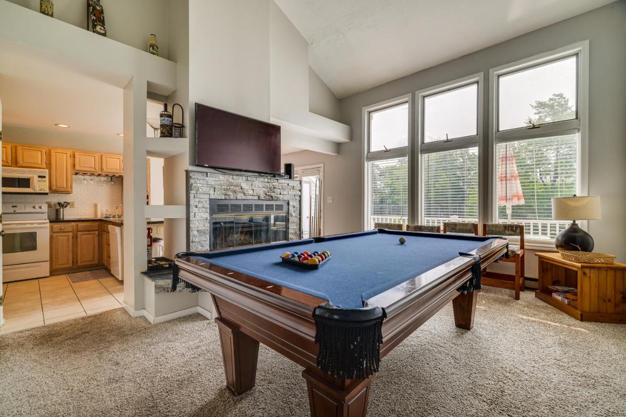 Near Big Boulder Mtn! Home with Fireplace and Games - Bed and Breakfast Lake Harmony