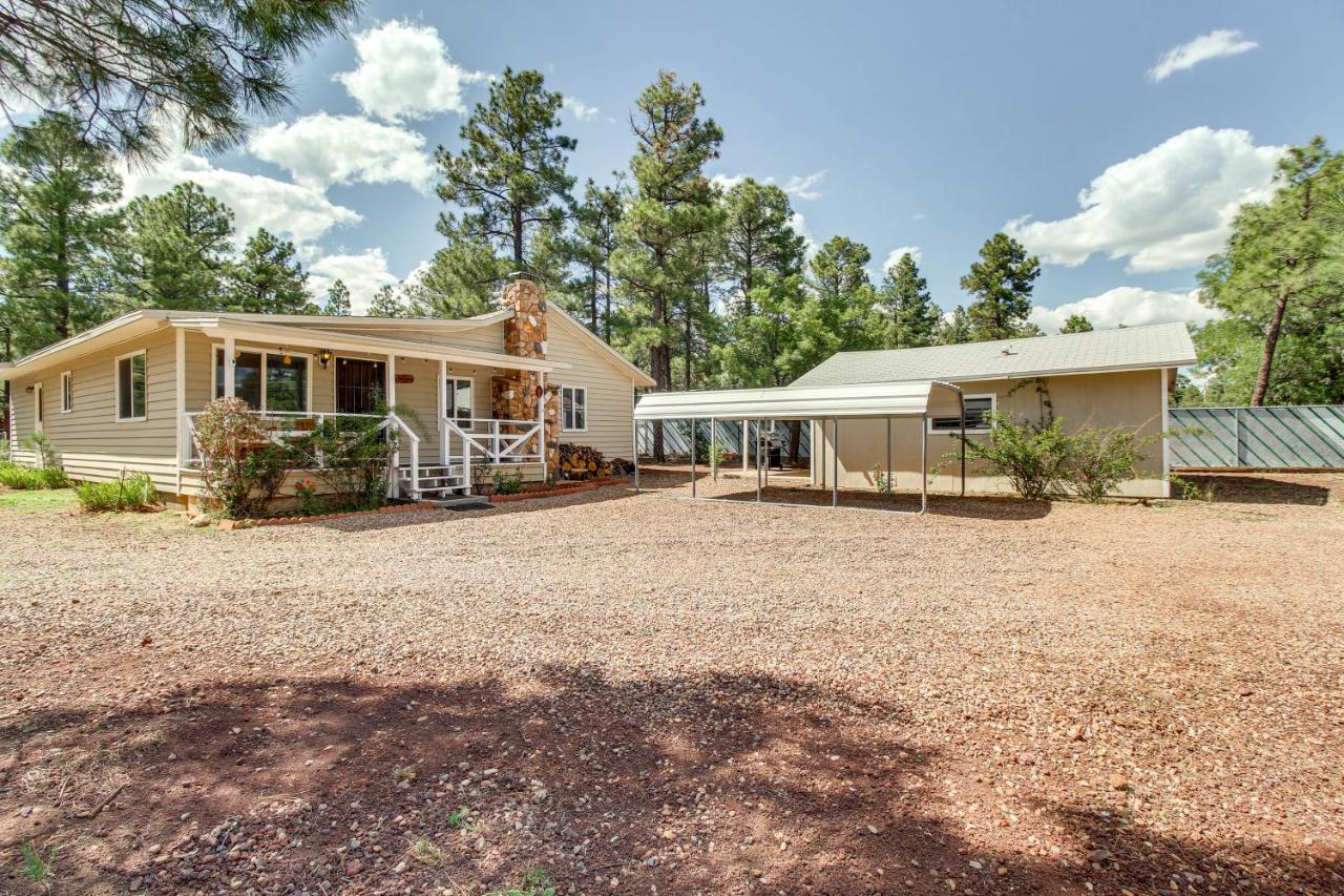 B&B Pinetop-Lakeside - Laptop-Friendly Lakeside Cottage Stay with Gas Grill - Bed and Breakfast Pinetop-Lakeside