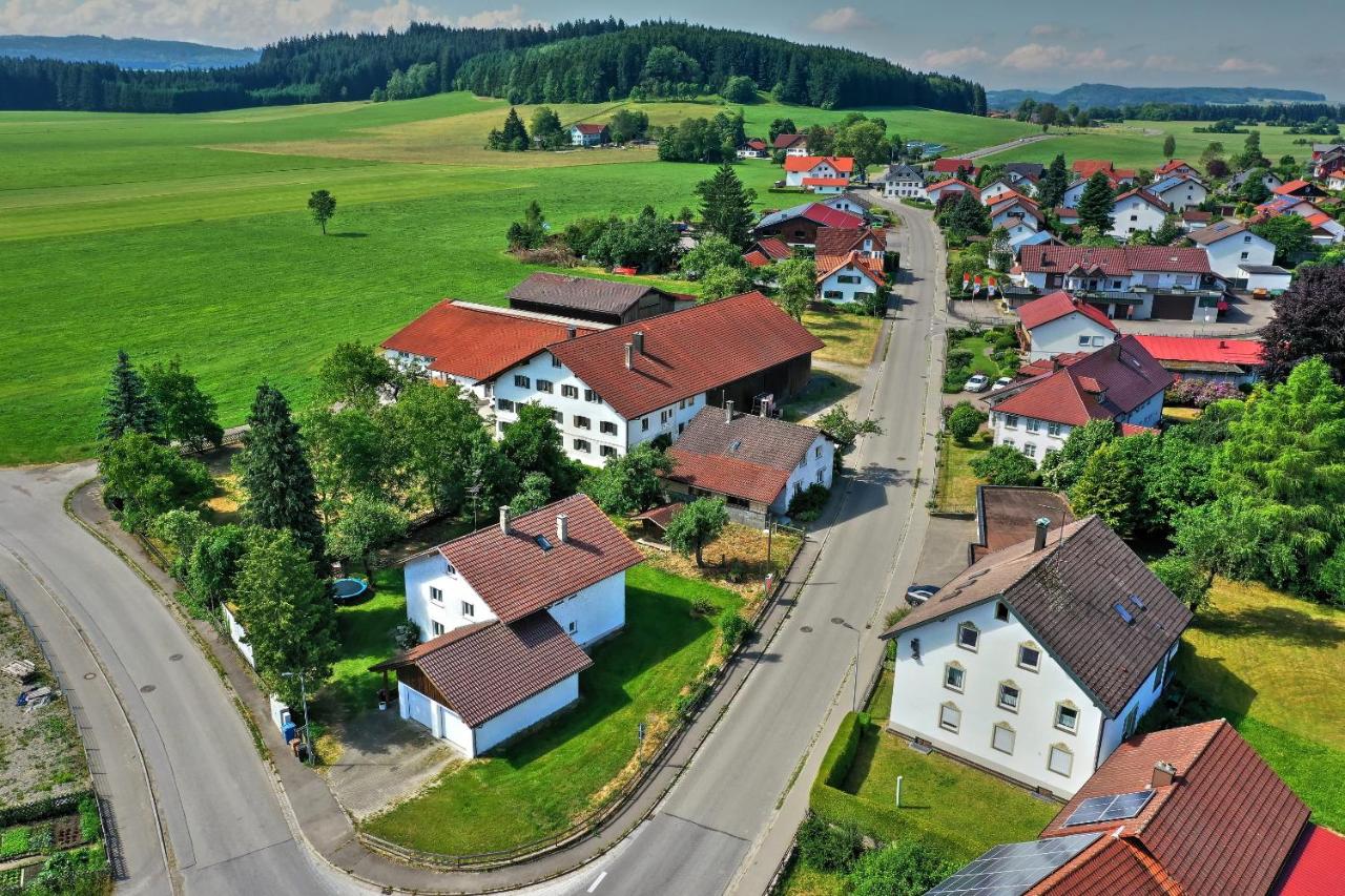 FeWo Chris, nähe Center Parcs Leutkirch im Allgäu - B&B