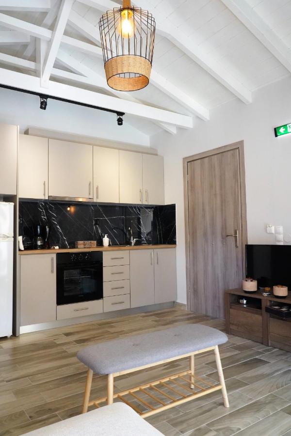 Ζωή Apartment - B&B Préveza