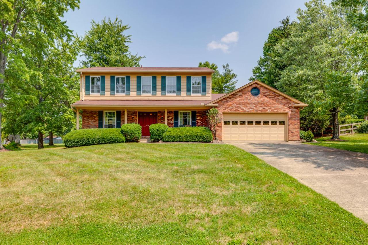 Family-Friendly West Chester Twp Home with Pool! - B&B