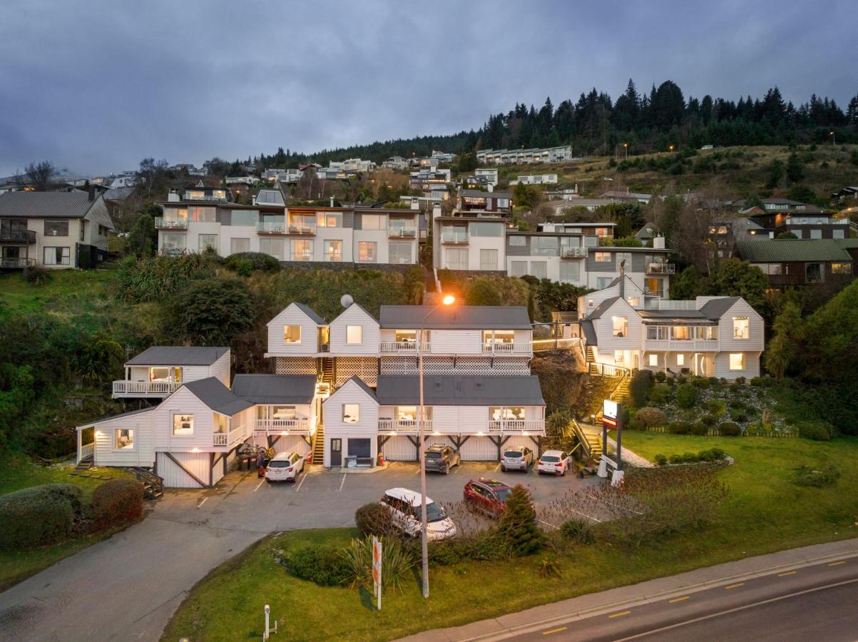 Lakeview Colonial Motel - B&B