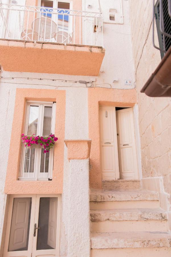 ALMAMI Loft & Rooms - Bed and Breakfast Monopoli