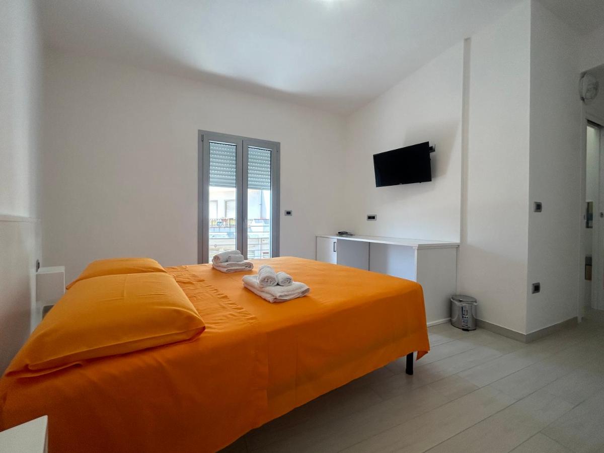 Domu Dina Affittacamere 2 - Bed and Breakfast Tertenia