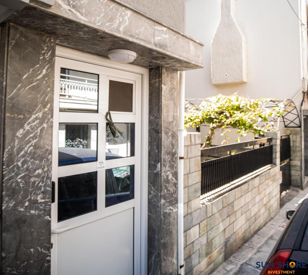 Explore Greece from Apartment with Private Garden - B&B