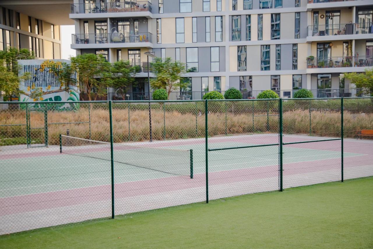 Green community - Tennis, streetball - 15 mins sea - B&B Dubai