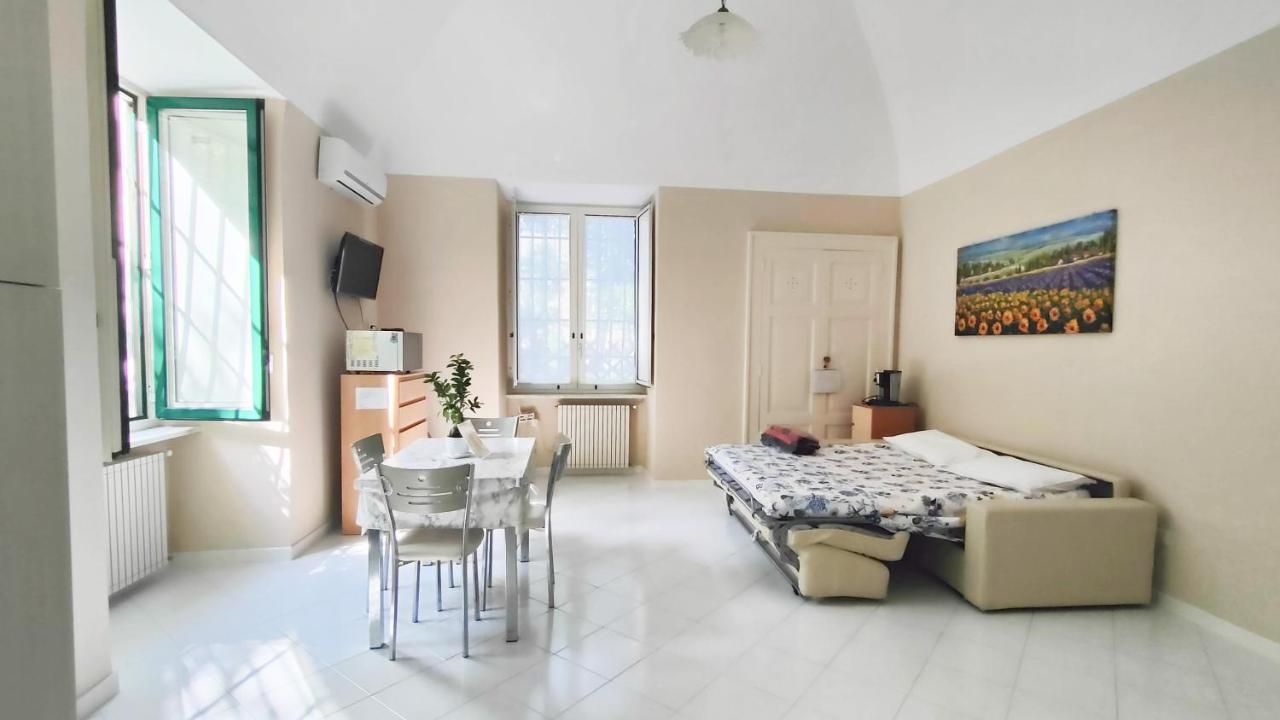 Casa vacanza "Nonna Matilde" a Meta di Sorrento, 600mt dal mare, casa per 4 - Chambres d’hôtes Meta