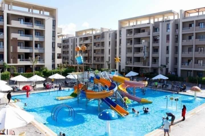 جراند هيلز الساحل الشمالي Grand Hills North Coast شالية فندقي H047 عائلات فقط - B&B