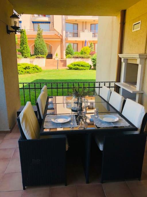 3 bedroom seaview apartment /Ground floor/ - Ferienwohnung