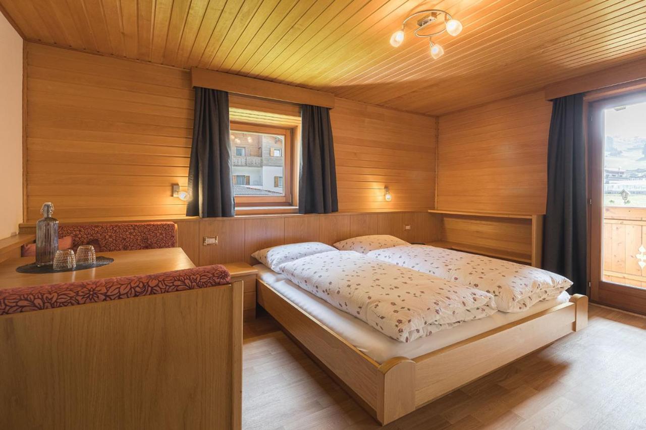 Kamer met Kingsize Bed en Balkon