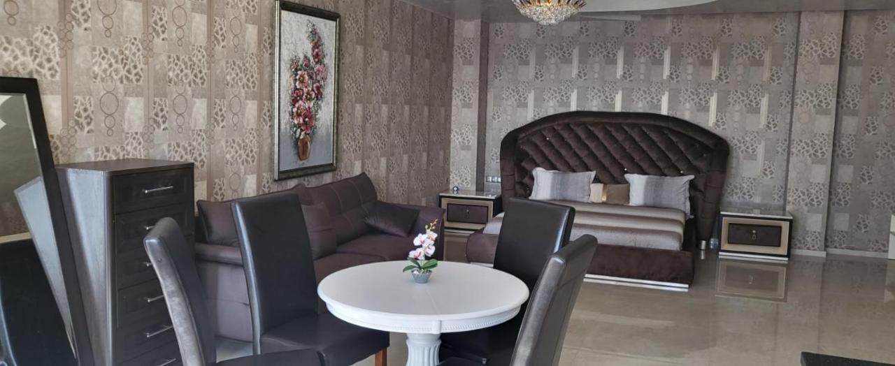 Studio met Uitzicht op Zee