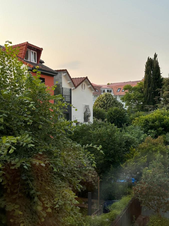 2 pièces près de Paris et stade France/4mins métro - B&B