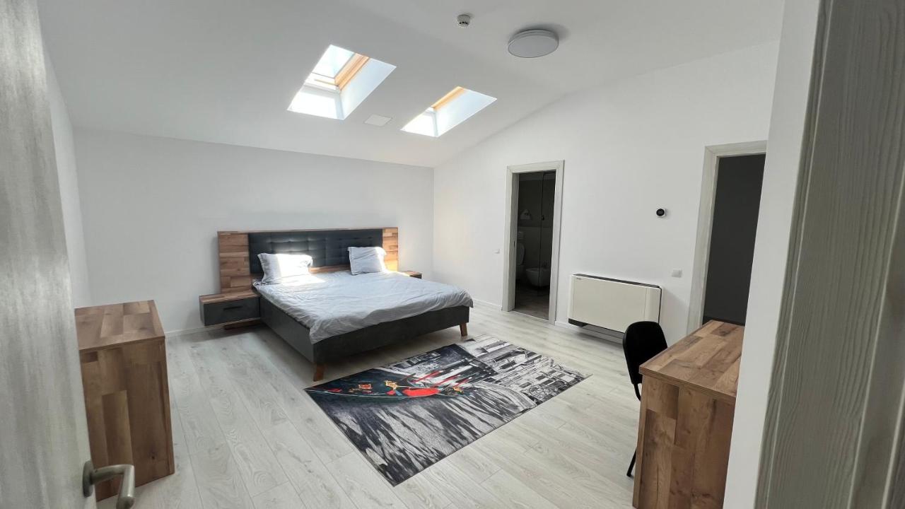 Hotel Lavanda - B&B Piteasca