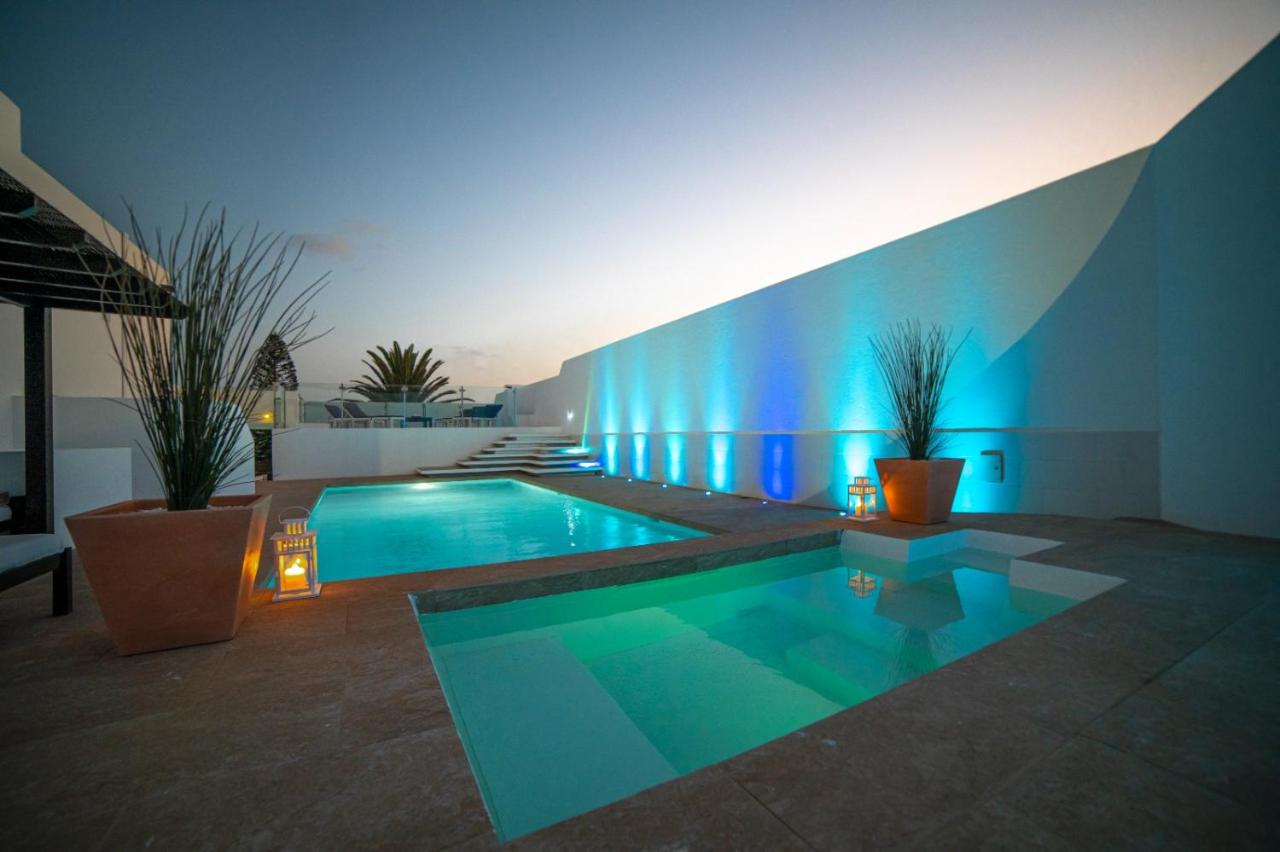 B&B Playa Blanca - The Lighthouse, piscina climatizada - Bed and Breakfast Playa Blanca