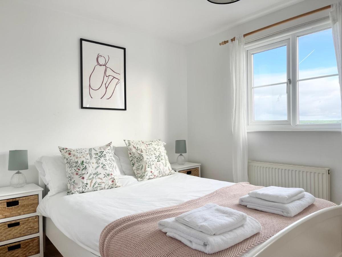 Spacious Home Sleeps 6 Short Walk to Port Isaac Village & Stunning Views - B&B