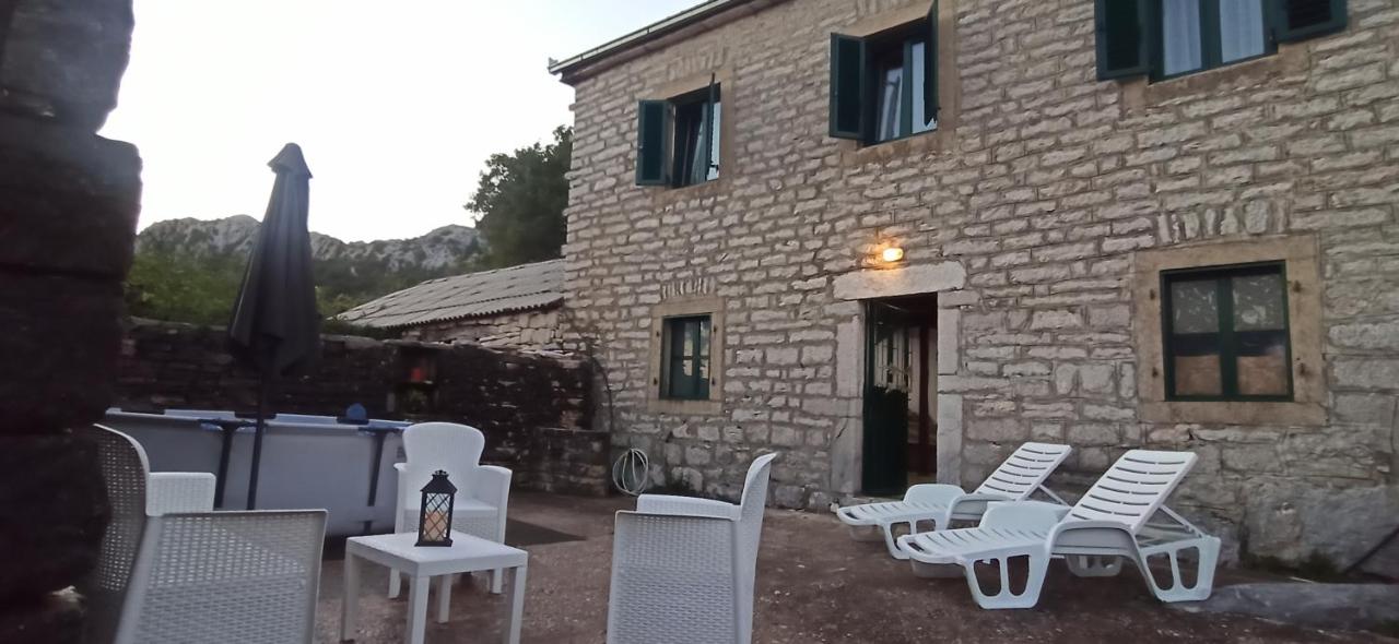 Old house Djurovic - B&B Herceg Novi
