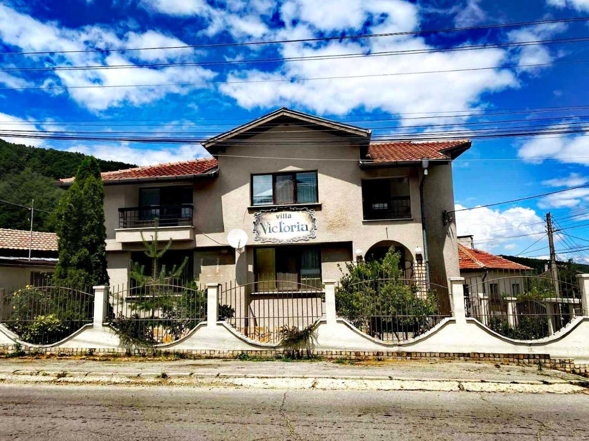 Вила Виктория - B&B Raduil