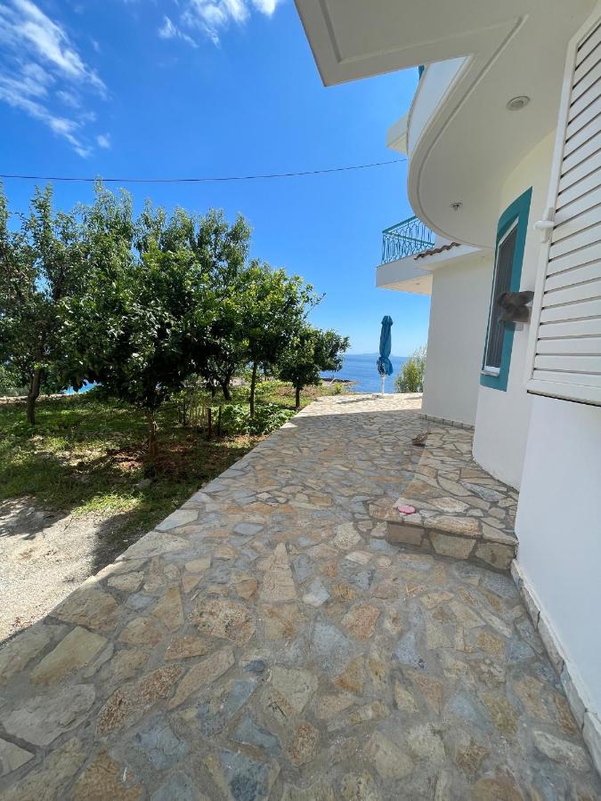 Endless blue Apartments - Chambres d’hôtes Dhërmi