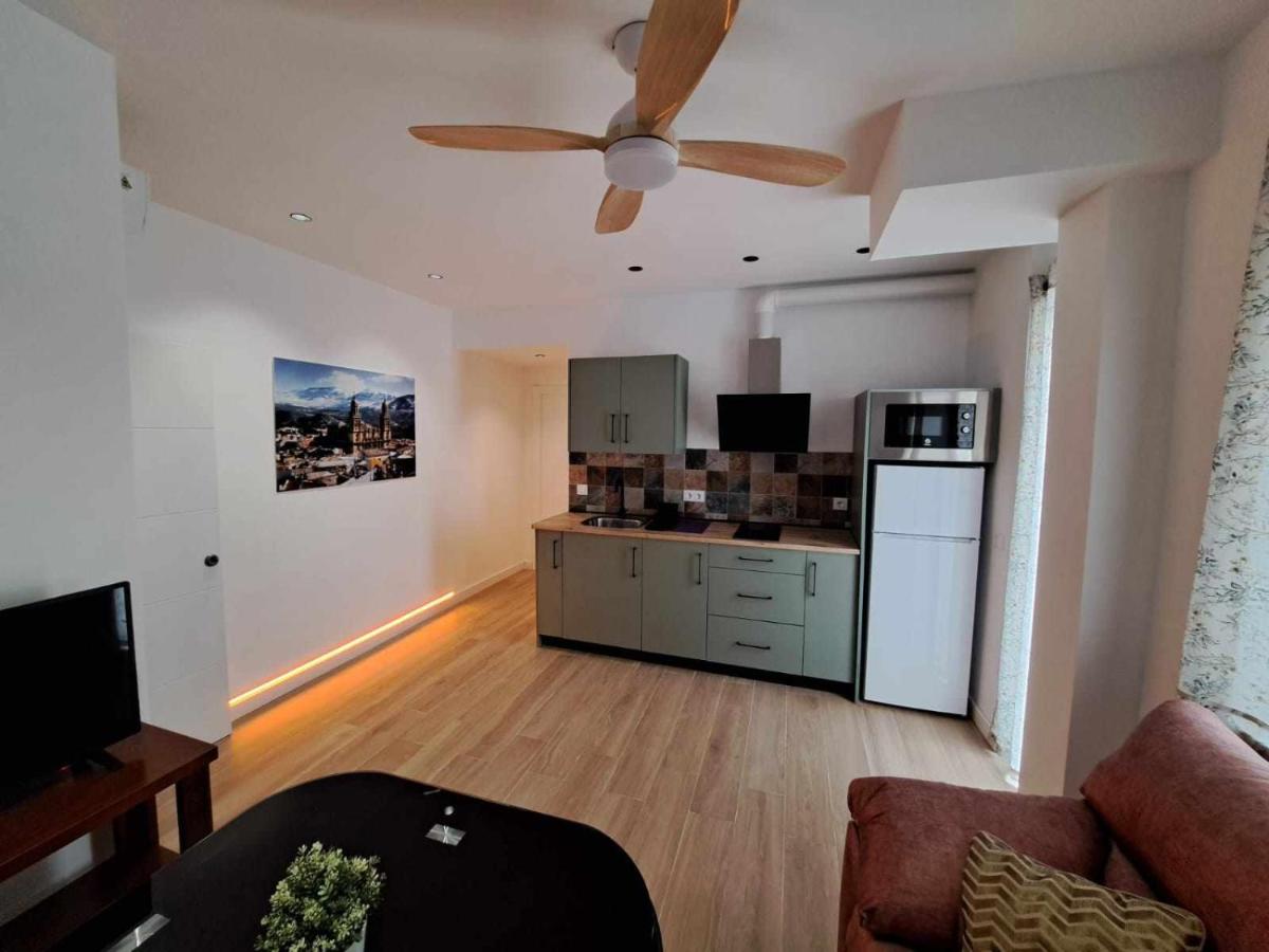Piso Jaén Parque - Ferienwohnung