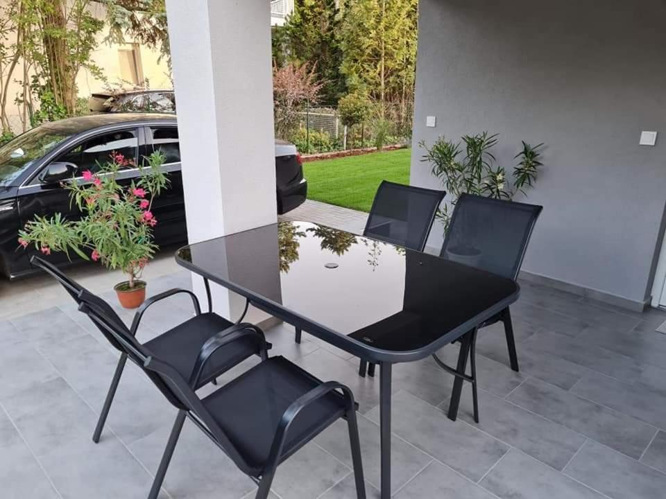 Appartamento con 2 Camere da Letto