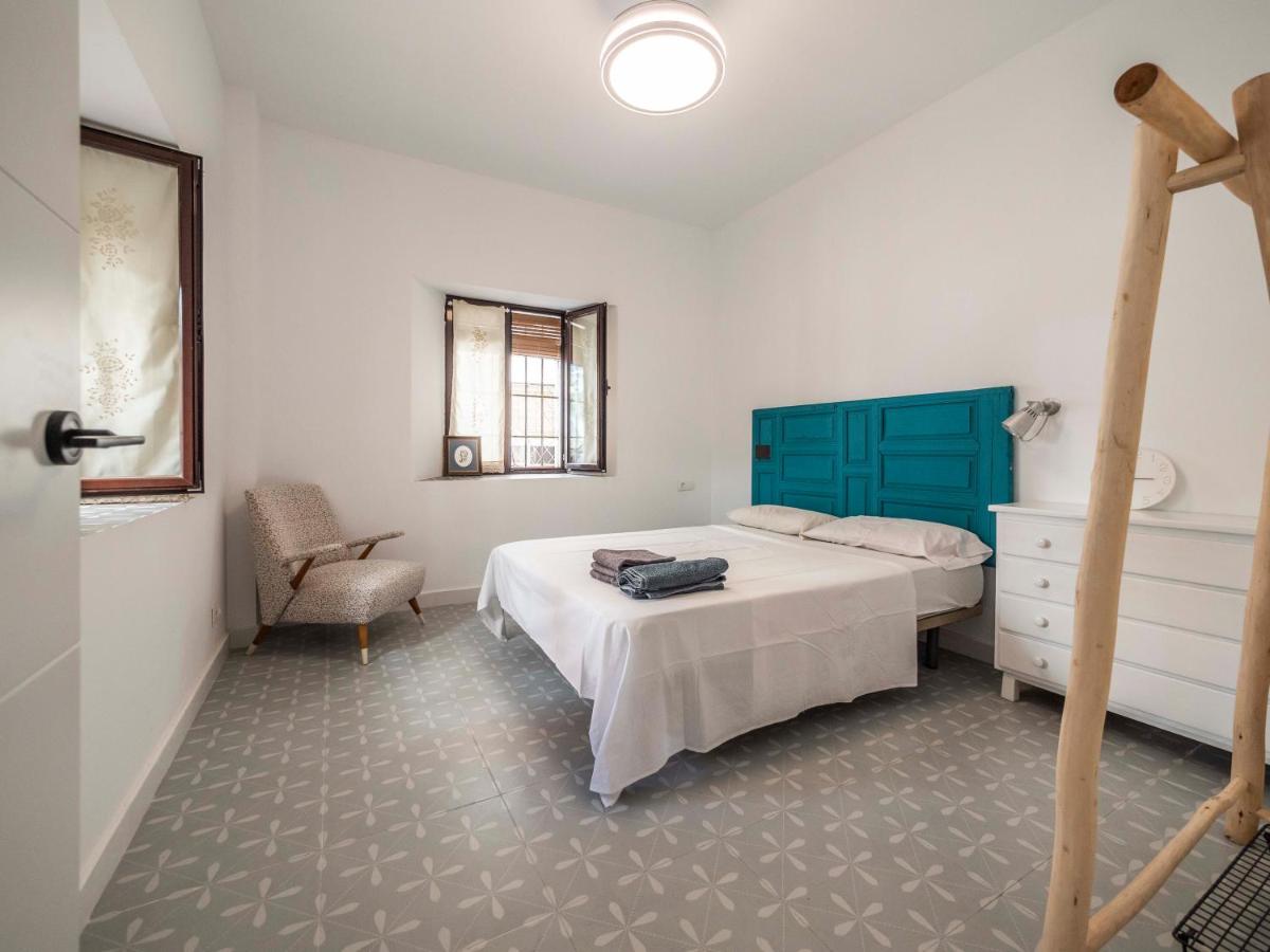 Morales 8 - Bajo céntrico y acogedor con entrada independiente - B&B Talavera de la Reina