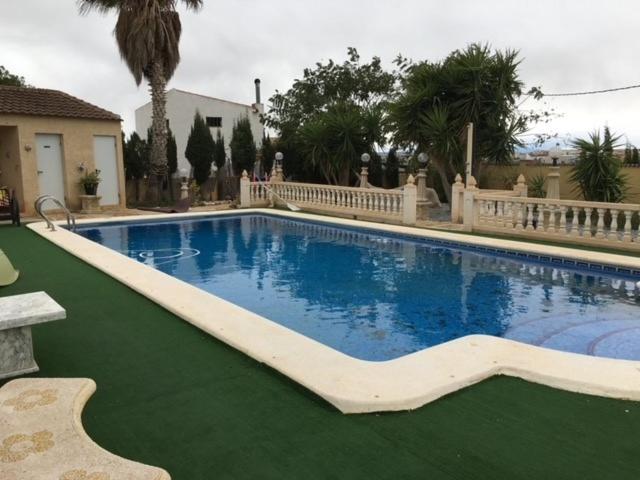 Apartment with Pool View 