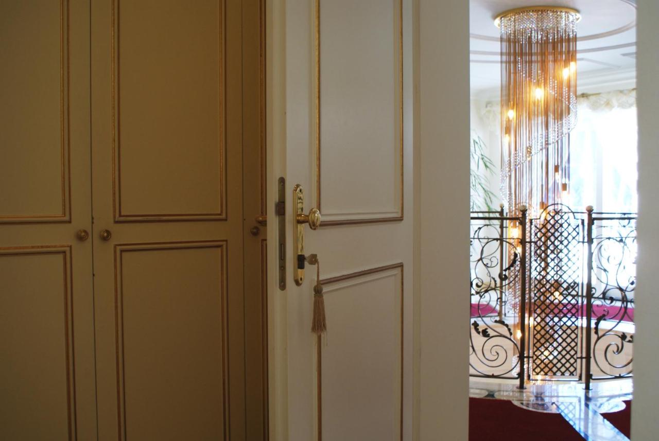 Doppelzimmer mit Balkon