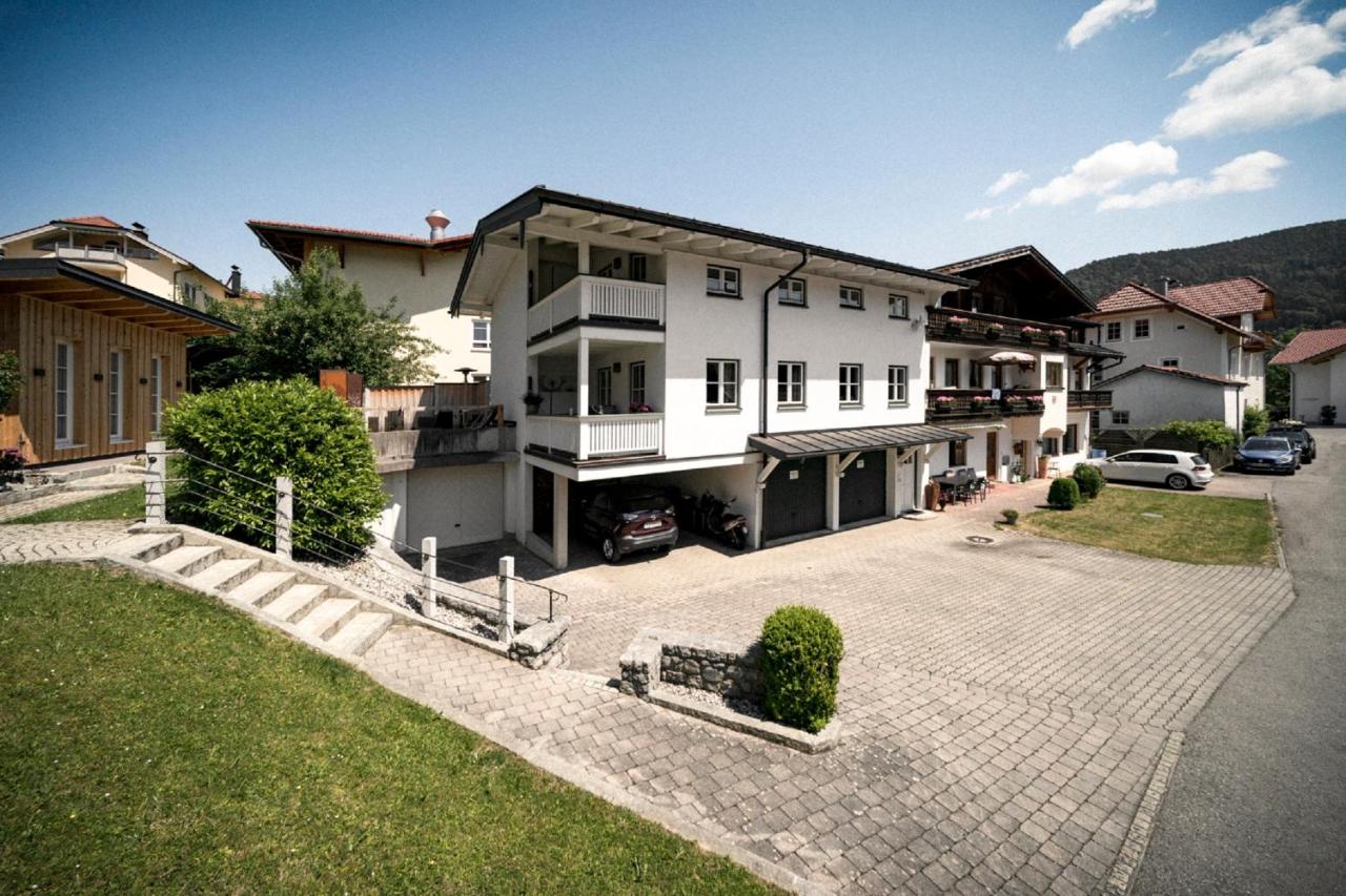 Ferienwohnung Haberlander inkl. Chiemgaukarte - B&B Ruhpolding